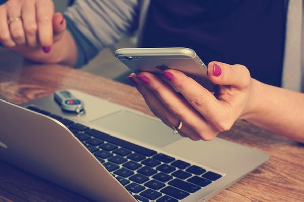 Quel est l’avantage des banques en ligne ?