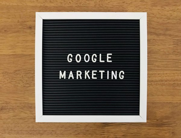 Les faux avis Google : Comment ne pas tomber dans le piège ?