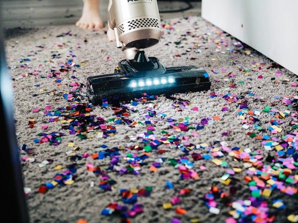 Comment les entreprises de nettoyage de tapis peuvent-elles utiliser des produits écologiques pour se différencier de la concurrence ?