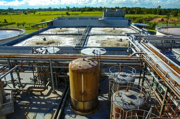 Quels sont les avantages des micro stations pour l'environnement et les zones éloignées ?
