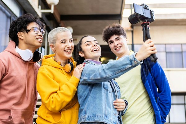 L’agence pour influenceur à Bordeaux : le sculpteur de l’image numérique !